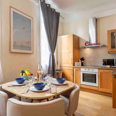 Charming Flat, Fully Equipped, Only 300m - La Loge Lägenhet